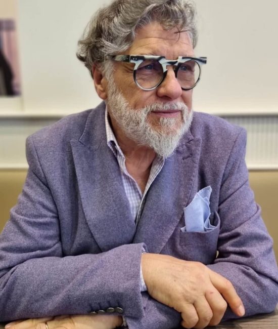 Screenshot_20250409-121917_WhatsAppBusiness (1)